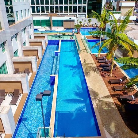 Jade Hotel Brasília Exteriör bild The swimming pool at the hotel