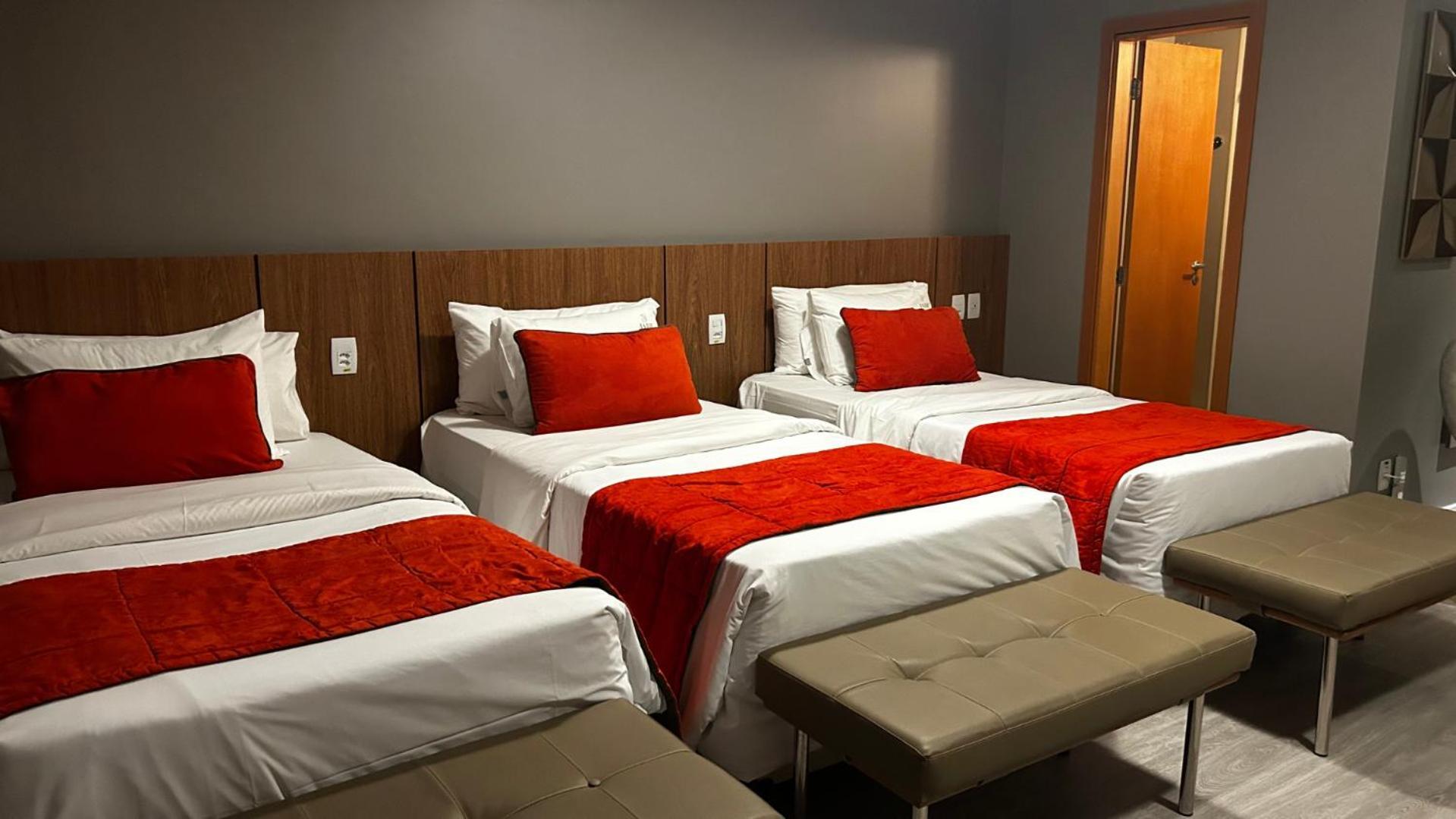 Jade Hotel Brasilia Candangolandia Exteriör bild A room at the hotel