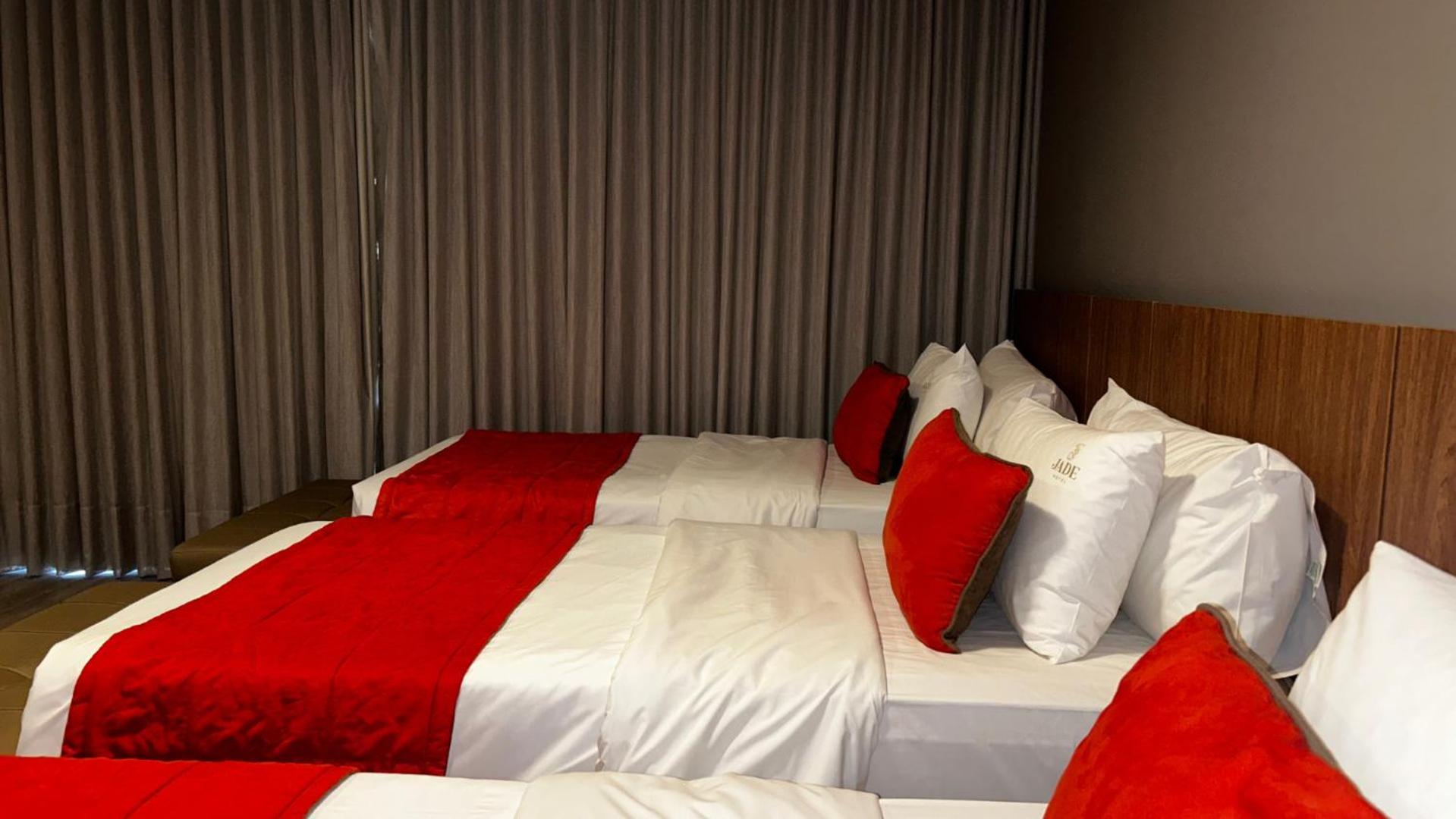 Jade Hotel Brasilia Candangolandia Exteriör bild A room at the hotel