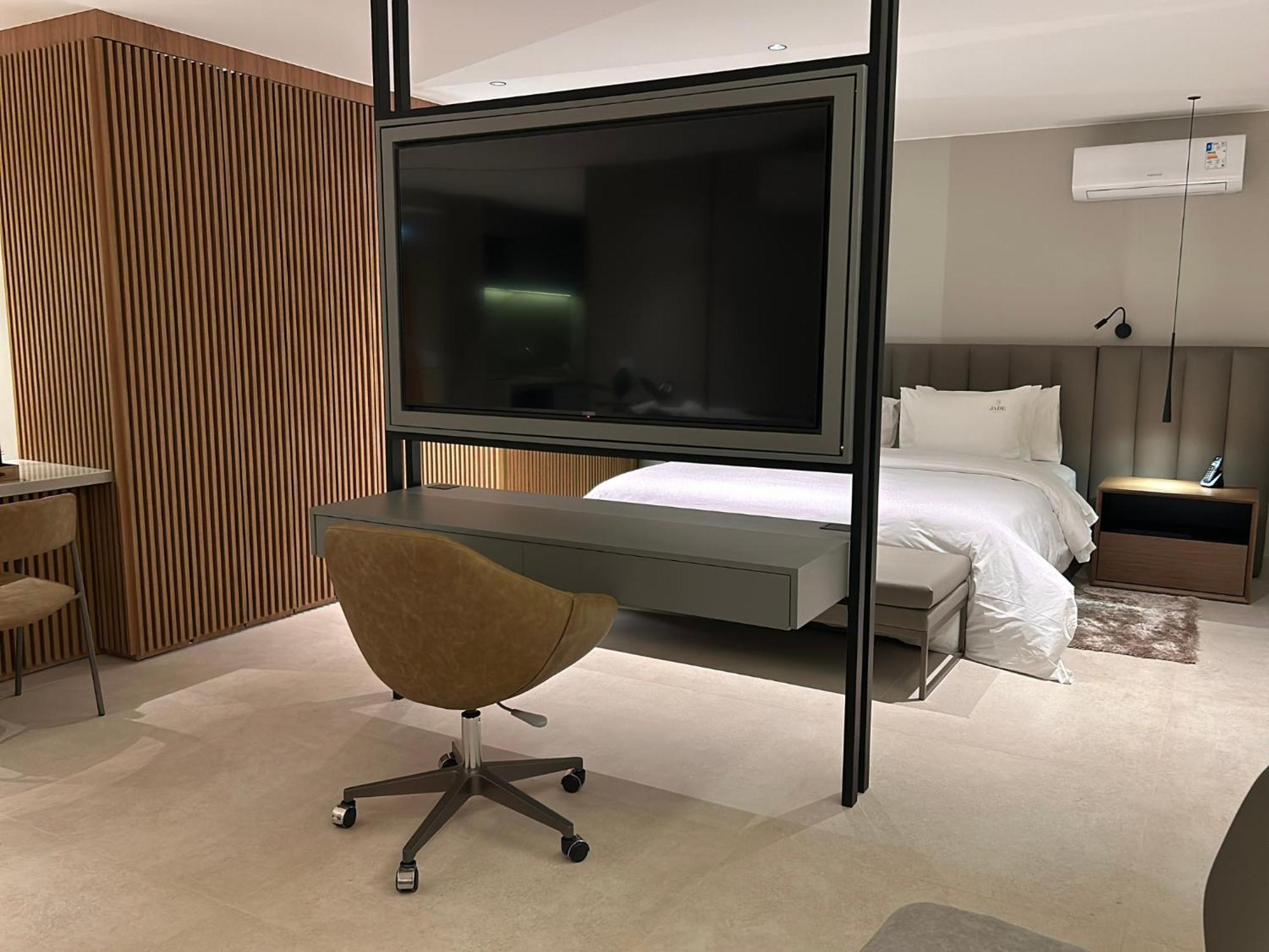 Jade Hotel Brasilia Candangolandia Exteriör bild A room at the hotel