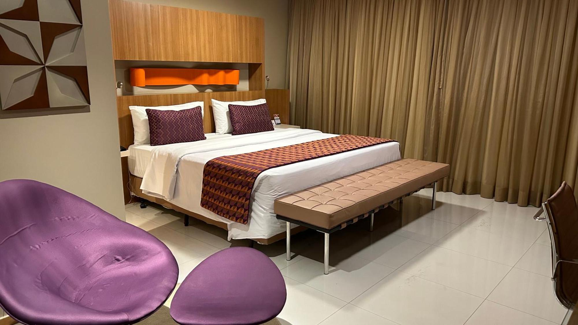 Jade Hotel Brasilia Candangolandia Exteriör bild A bedroom at the hotel